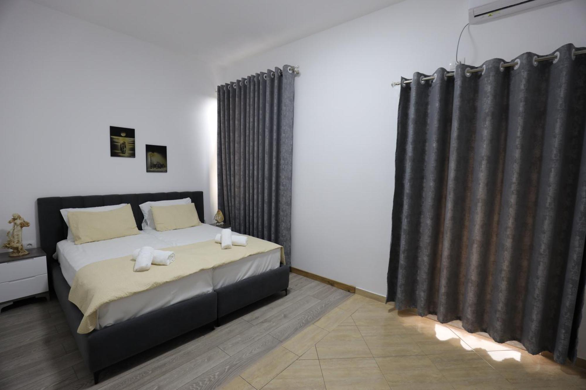 Alesio Guest House Круя Экстерьер фото