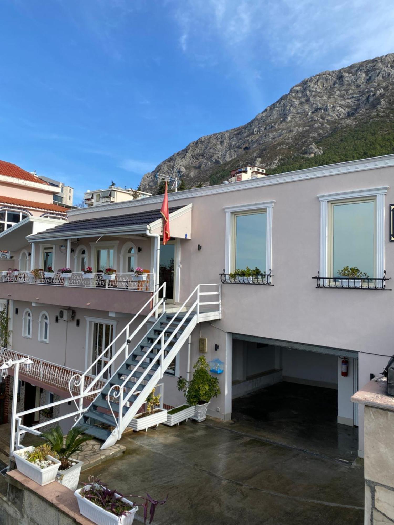 Alesio Guest House Круя Экстерьер фото